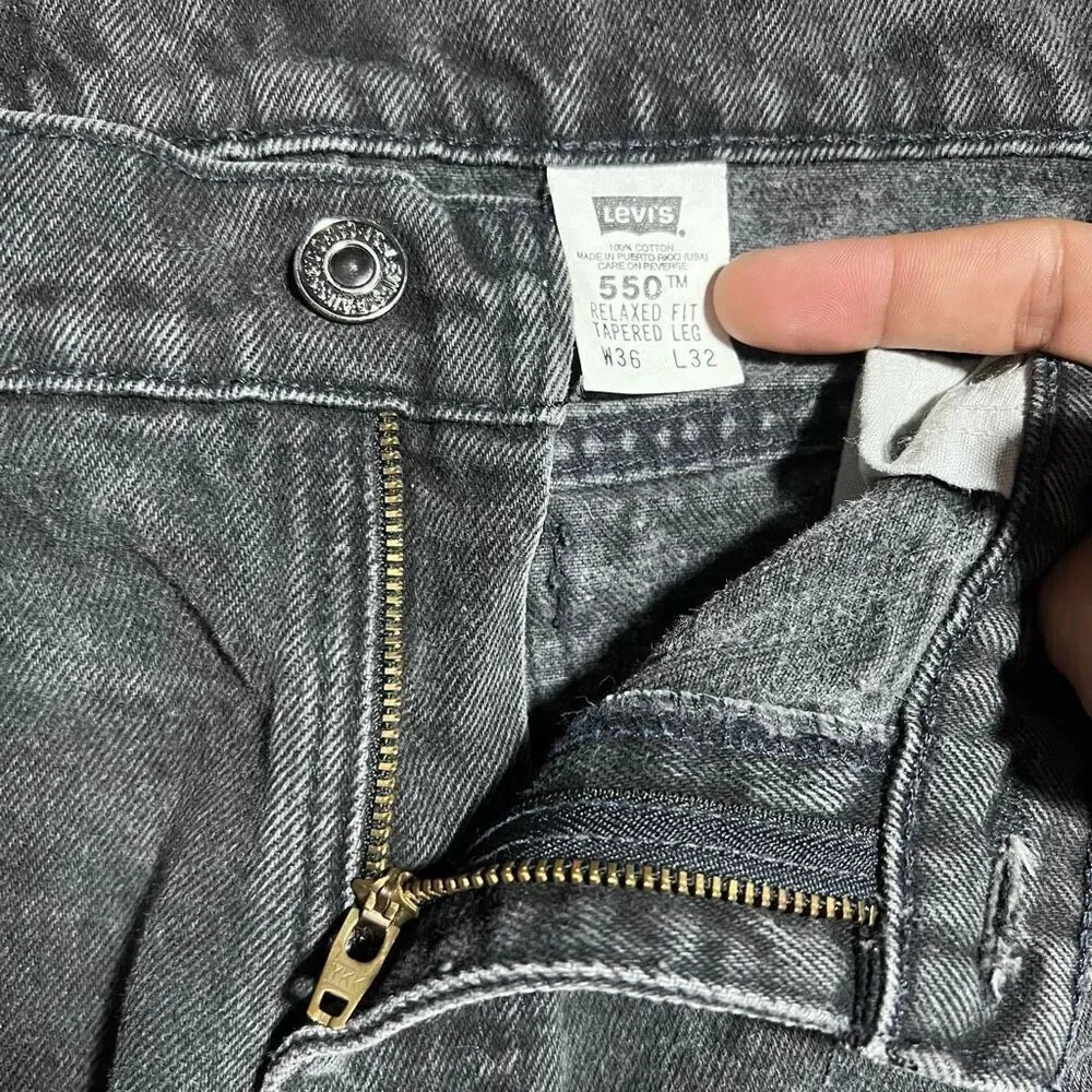 Vintage 90s Levi’s Men’s 550 Relaxed Taper Black Orange Tab Jeans